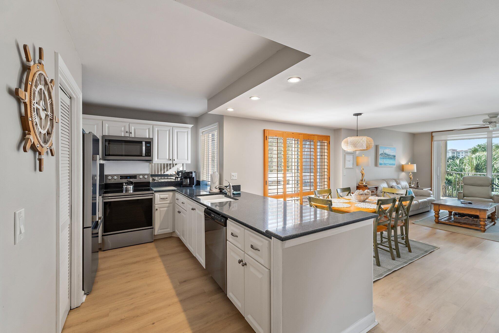 353 Highway 1, Unit C301 Jupiter, FL 33477 - Photo 5 of 56 006-353SUS1-C301-Jupiter-SMALL