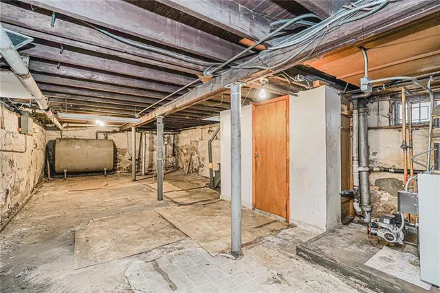 $999,999 | 1443 East 15th Street | The Lindens