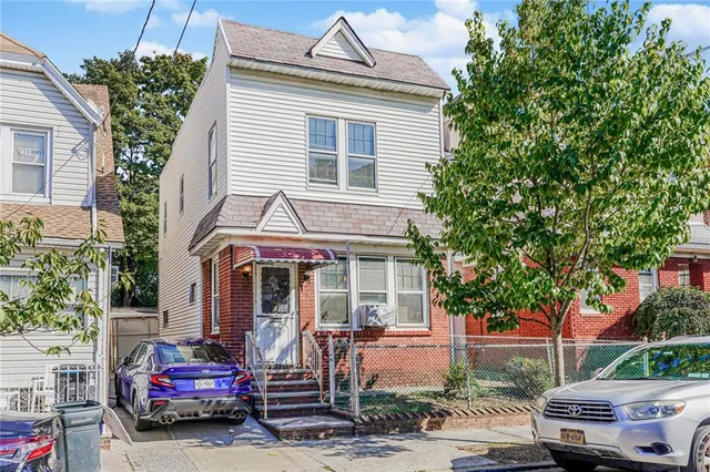 $999,999 | 1443 East 15th Street | The Lindens