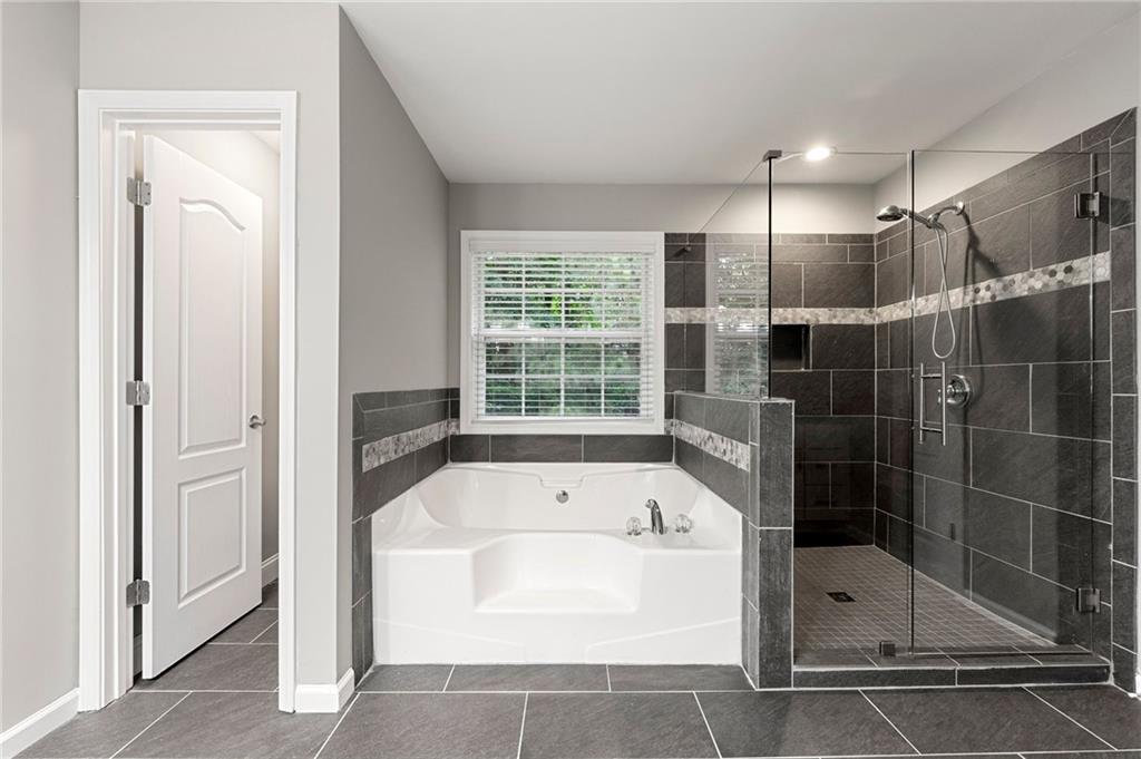 2994 Meadow Church Road Suwanee, GA 30024 - Photo 23 of 38