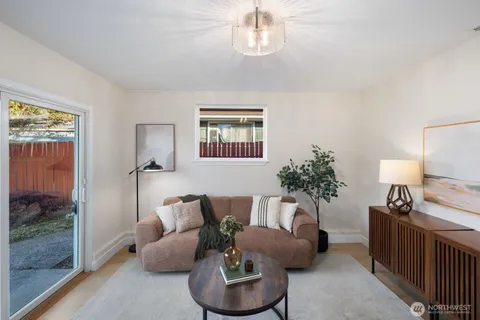 $575,000 | 10702 Douglas Drive Southwest, Lakewood, WA 98499