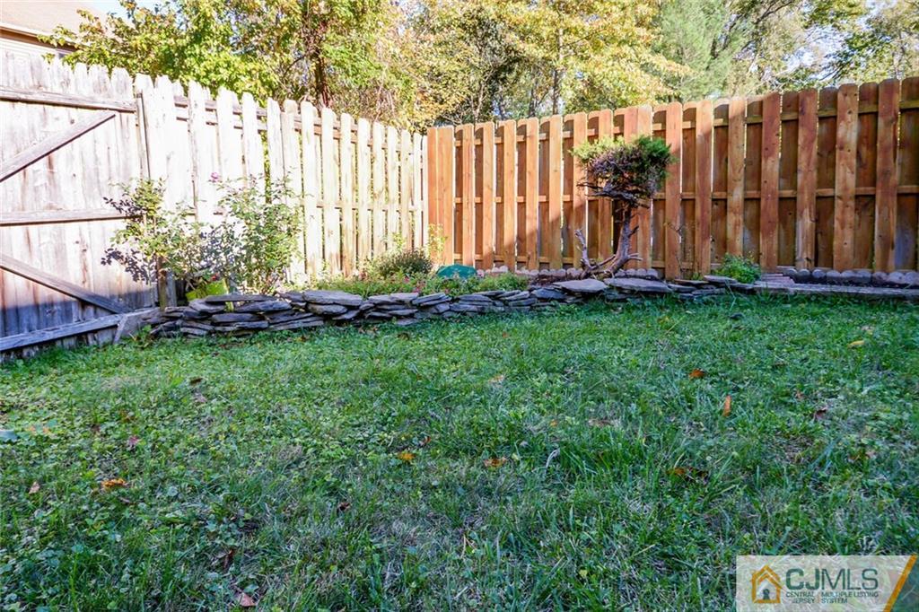 7 Rutledge Court East Brunswick, NJ 08816 - Photo 17 of 21 Gallery Image 17