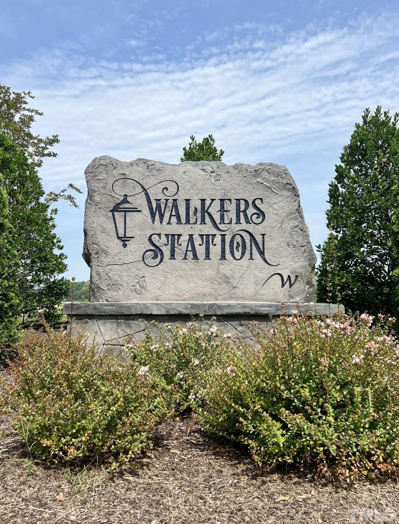 3403 C Walker Drive Wilson, NC 27893 - Photo 2 of 26 a sign that is on the side of a building