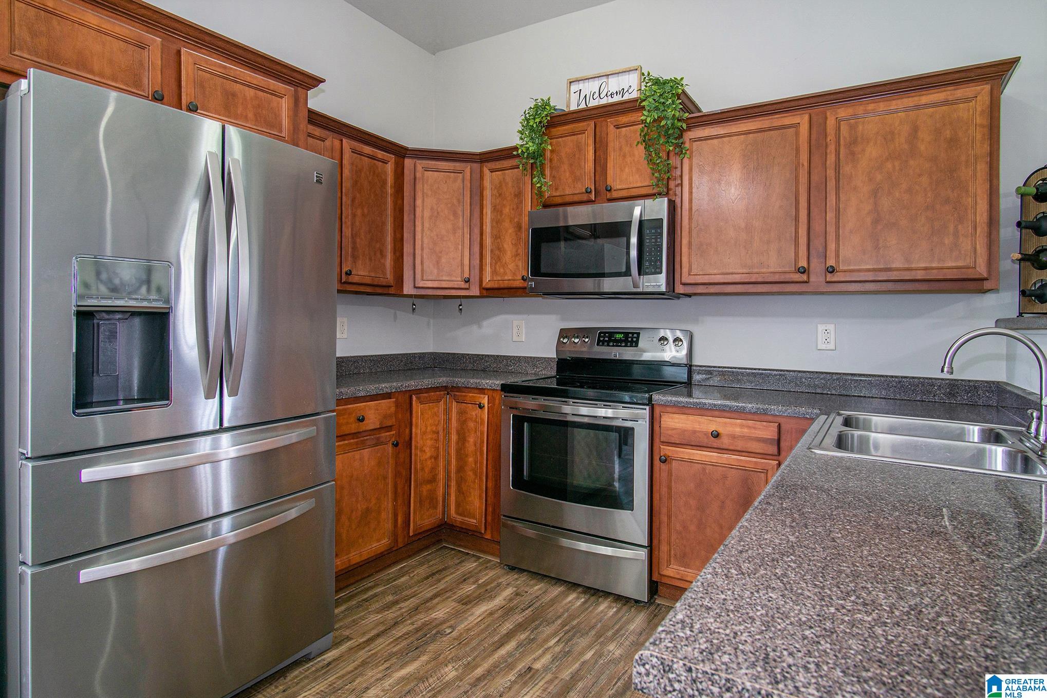 112 Merimeadows Drive Calera, AL 35040 - Photo 9 of 27
