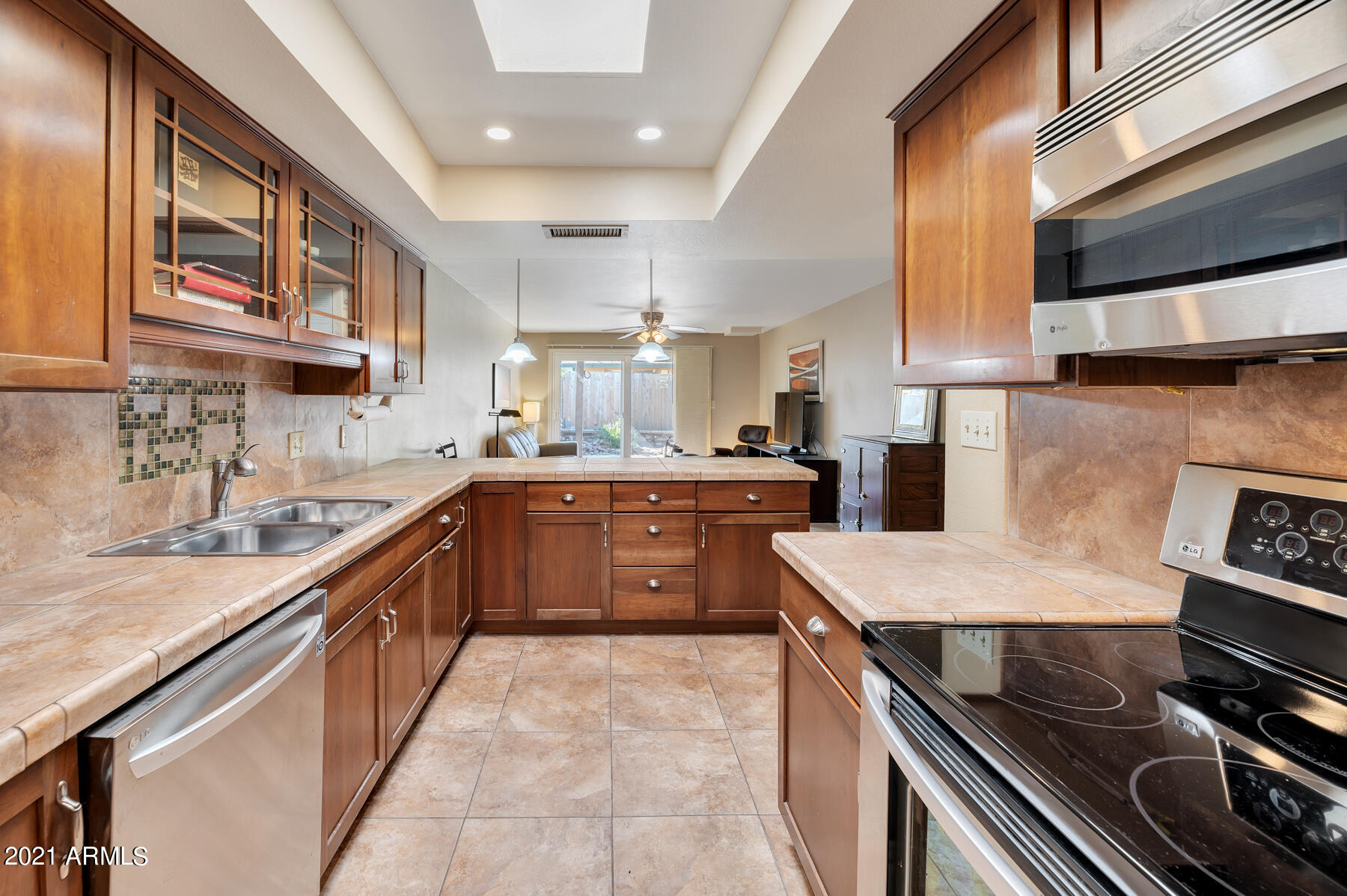 5157 East Monte Vista Road Phoenix, AZ 85008 - Photo 1 of 18 780_6378