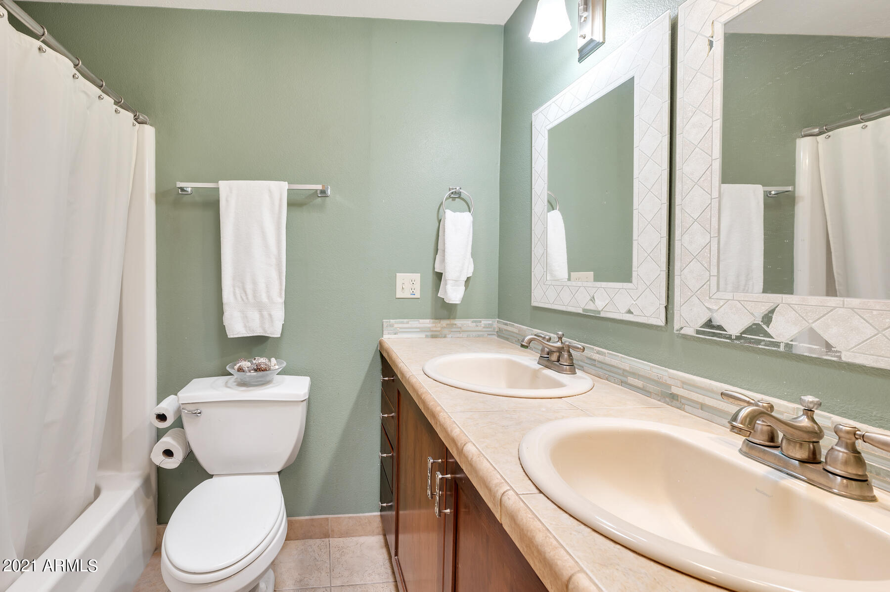 5157 East Monte Vista Road Phoenix, AZ 85008 - Photo 7 of 18 780_6435