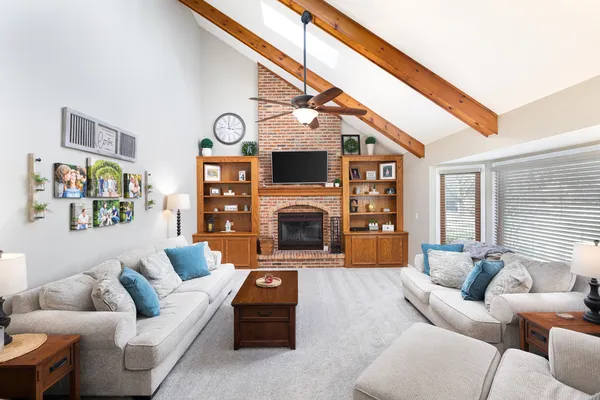 $649,900 | 2310 Wyndham Court, Aurora, IL 60504