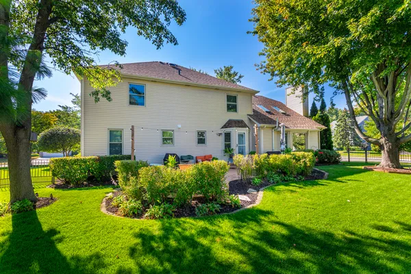 $649,900 | 2310 Wyndham Court, Aurora, IL 60504