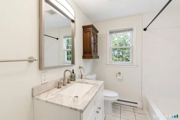 $235,000 | 280 East Main Street, Unit A3, Clinton, CT 06413