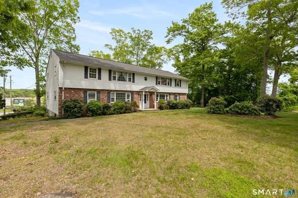 $235,000 | 280 East Main Street, Unit A3, Clinton, CT 06413