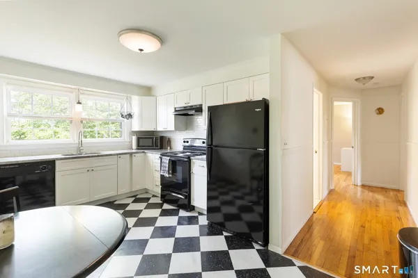 $235,000 | 280 East Main Street, Unit A3, Clinton, CT 06413