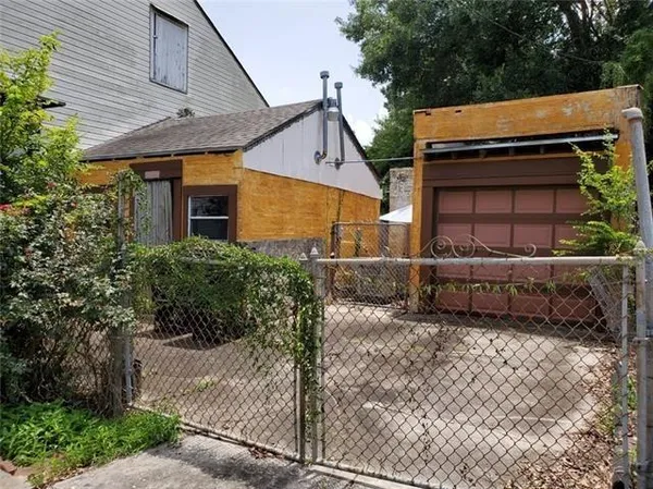 $1,400 | 1838 Dante Street, New Orleans, LA 70118