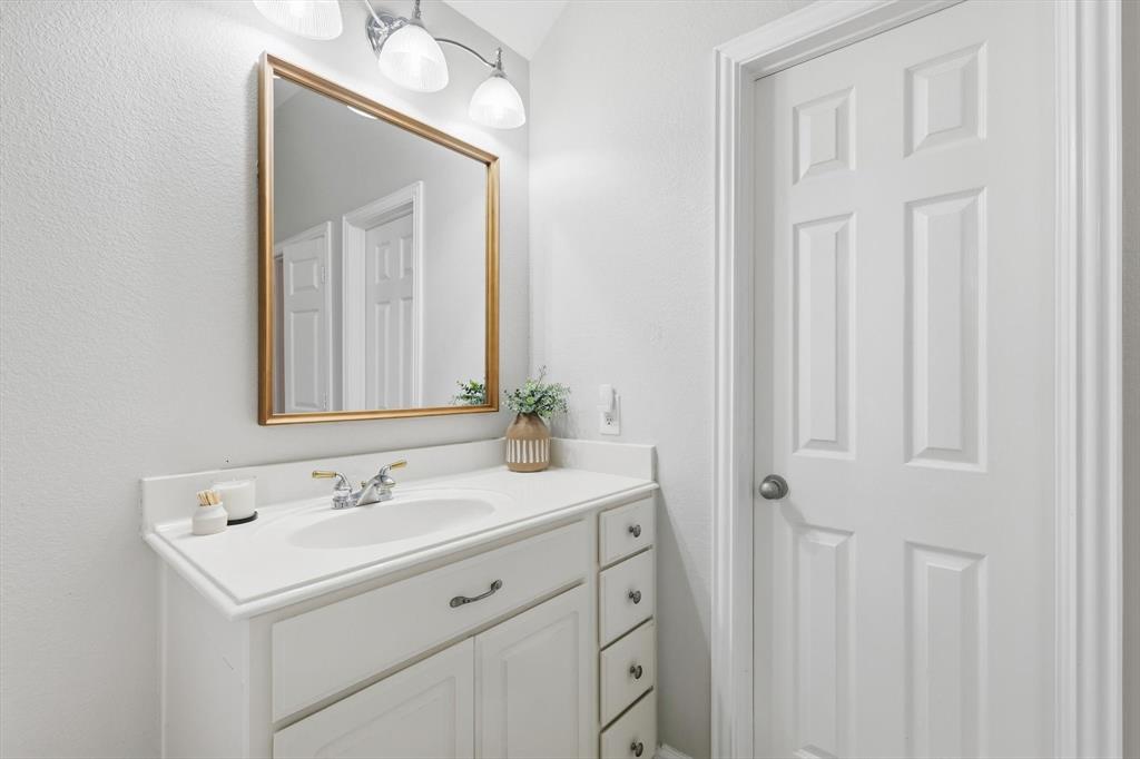 1325 Rustic Timbers Lane Flower Mound, TX 75028 - Photo 30 of 40