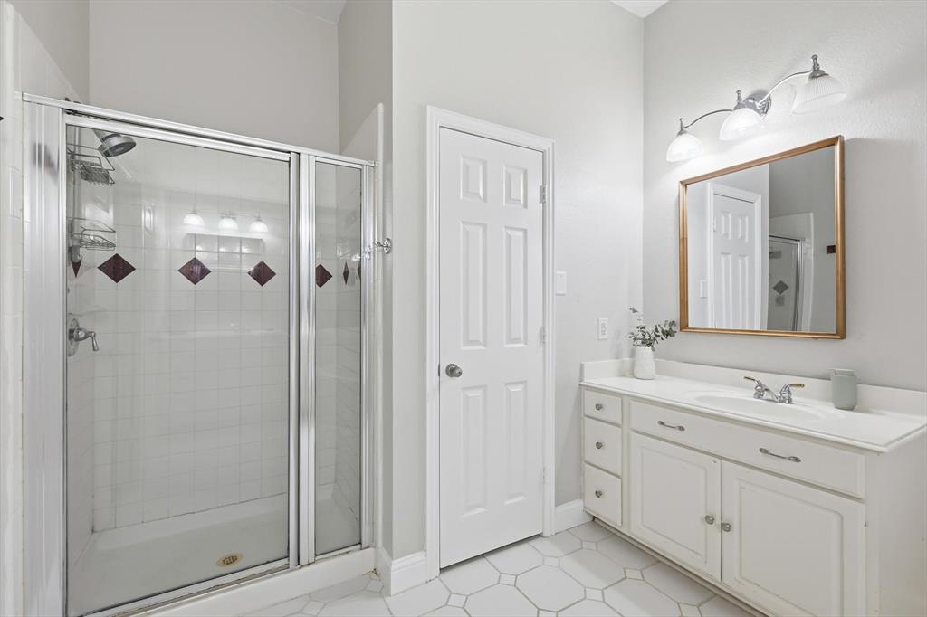 1325 Rustic Timbers Lane Flower Mound, TX 75028 - Photo 31 of 40