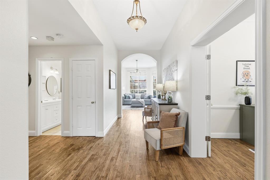 1325 Rustic Timbers Lane Flower Mound, TX 75028 - Photo 6 of 40