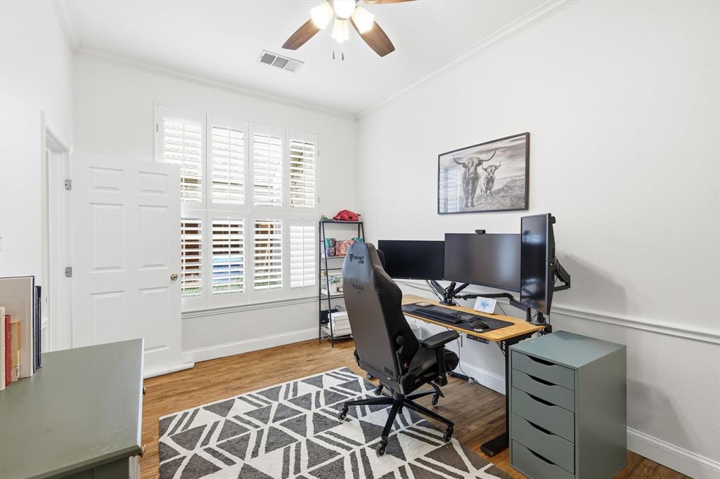 1325 Rustic Timbers Lane Flower Mound, TX 75028 - Photo 9 of 40