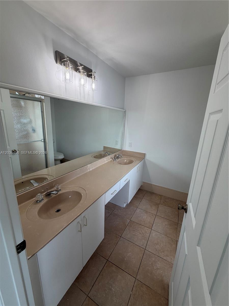 7455 Southwest 162nd Place Miami, FL 33193 - Photo 33 of 34