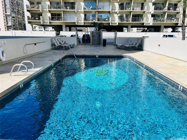$2,800 | 2440 Kūhiō Avenue, Unit 1510, Honolulu, HI 96815