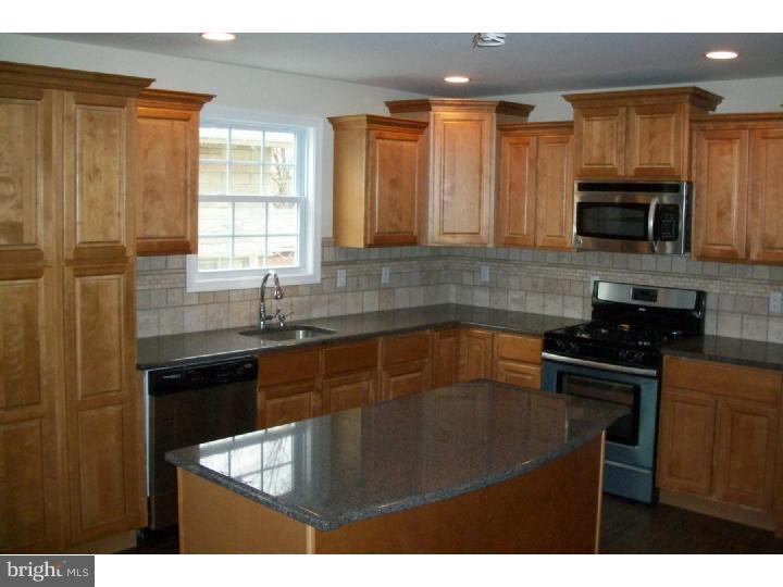 1929 Ripley Street Philadelphia, PA 19111 - Photo 11 of 25 Kitchen