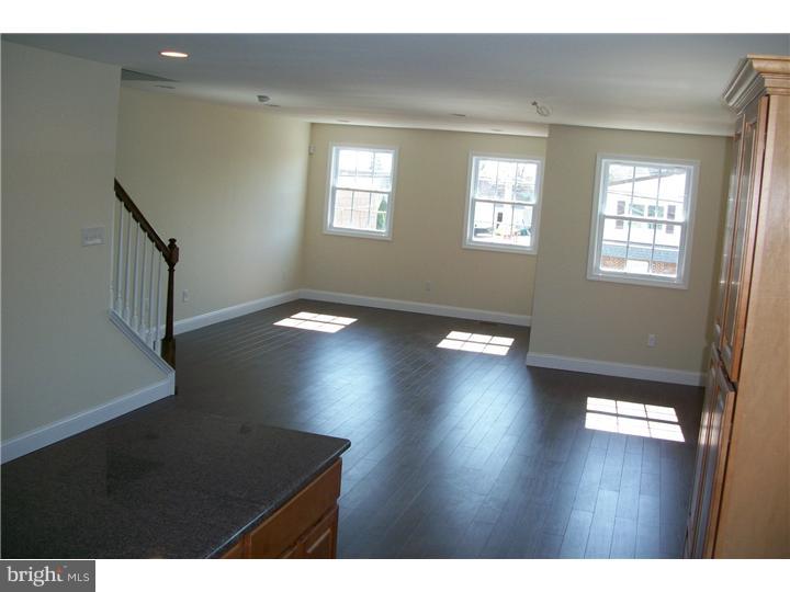 1929 Ripley Street Philadelphia, PA 19111 - Photo 13 of 25 Great Room