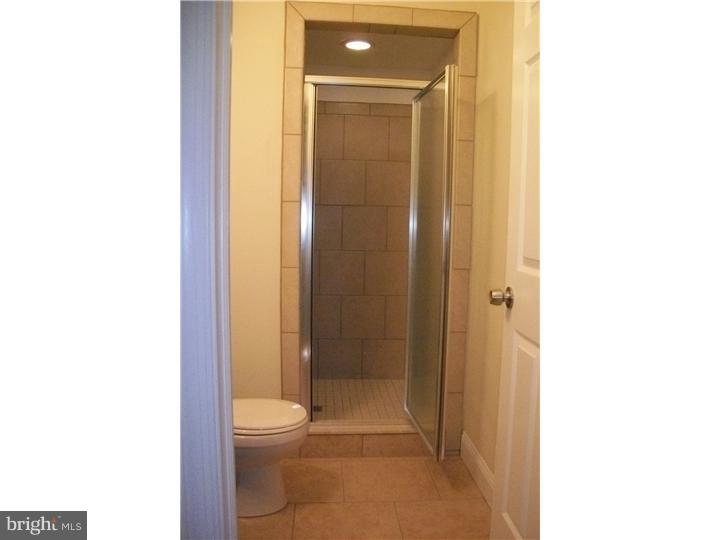 1929 Ripley Street Philadelphia, PA 19111 - Photo 19 of 25 Bathroom