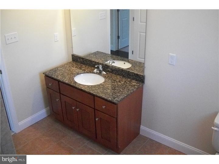 1929 Ripley Street Philadelphia, PA 19111 - Photo 23 of 25 Bathroom