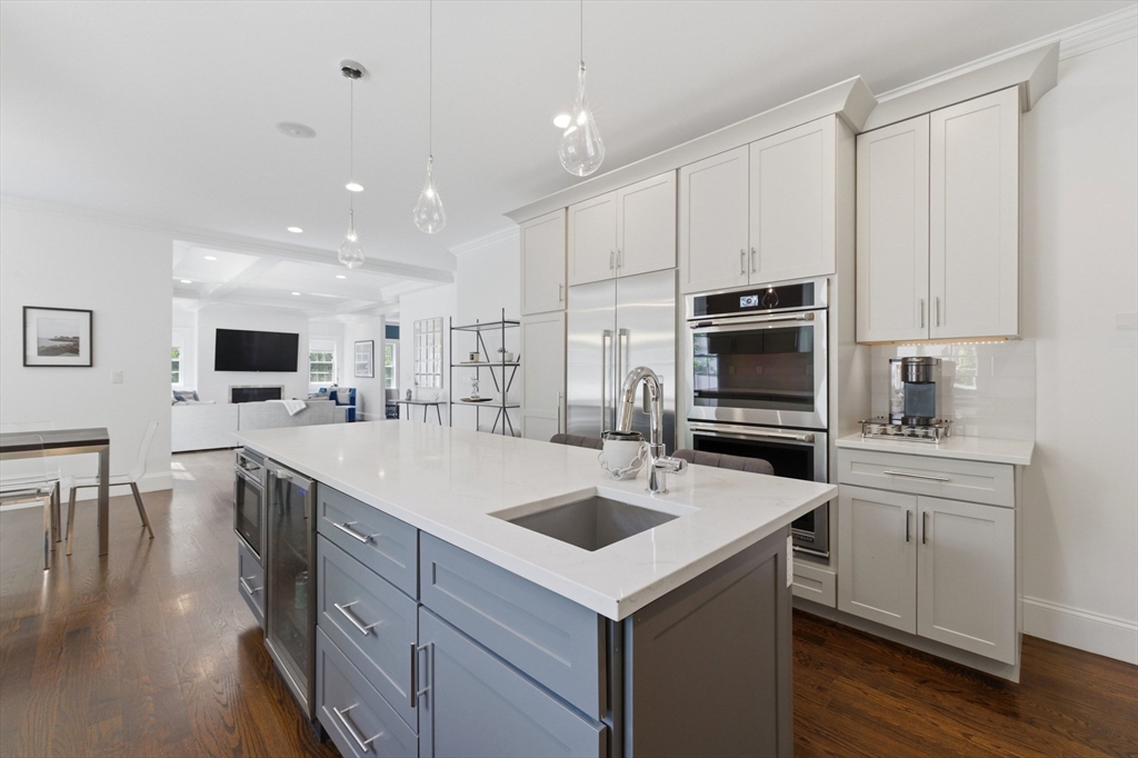 4 Augustus Road Lexington, MA 02421 - Photo 5 of 35