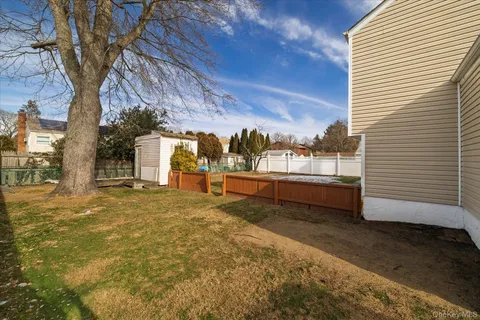 $579,000 | 55 Bogart Street, Huntington Station, NY 11746