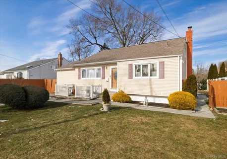 $579,000 | 55 Bogart Street, Huntington Station, NY 11746