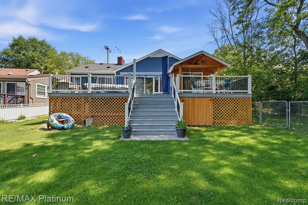 1612 South Hughes Road Brighton, MI 48114 - Photo 37 of 53