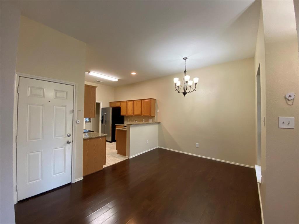 550 Monarch Drive Lancaster, TX 75146 - Photo 4 of 11