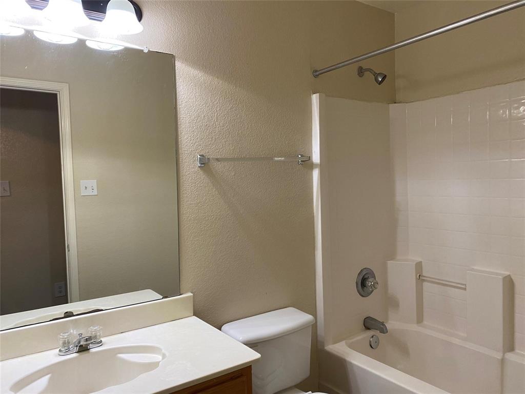 550 Monarch Drive Lancaster, TX 75146 - Photo 9 of 11