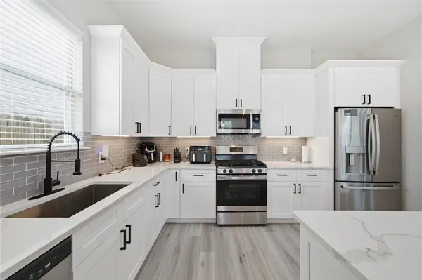 $3,000 | 4903 Curiosity Court, Houston, TX 77069