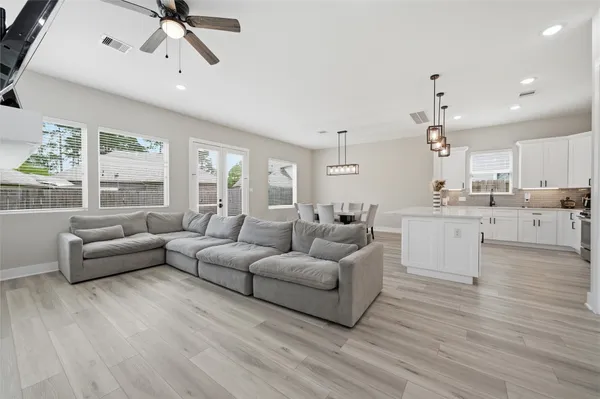 $3,000 | 4903 Curiosity Court, Houston, TX 77069