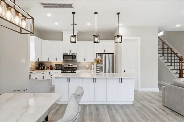 $3,000 | 4903 Curiosity Court, Houston, TX 77069