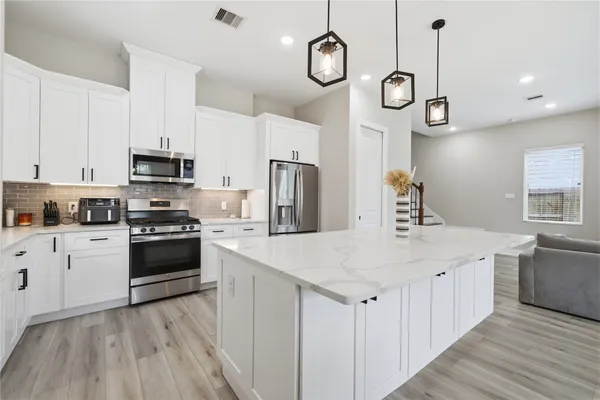 $3,000 | 4903 Curiosity Court, Houston, TX 77069