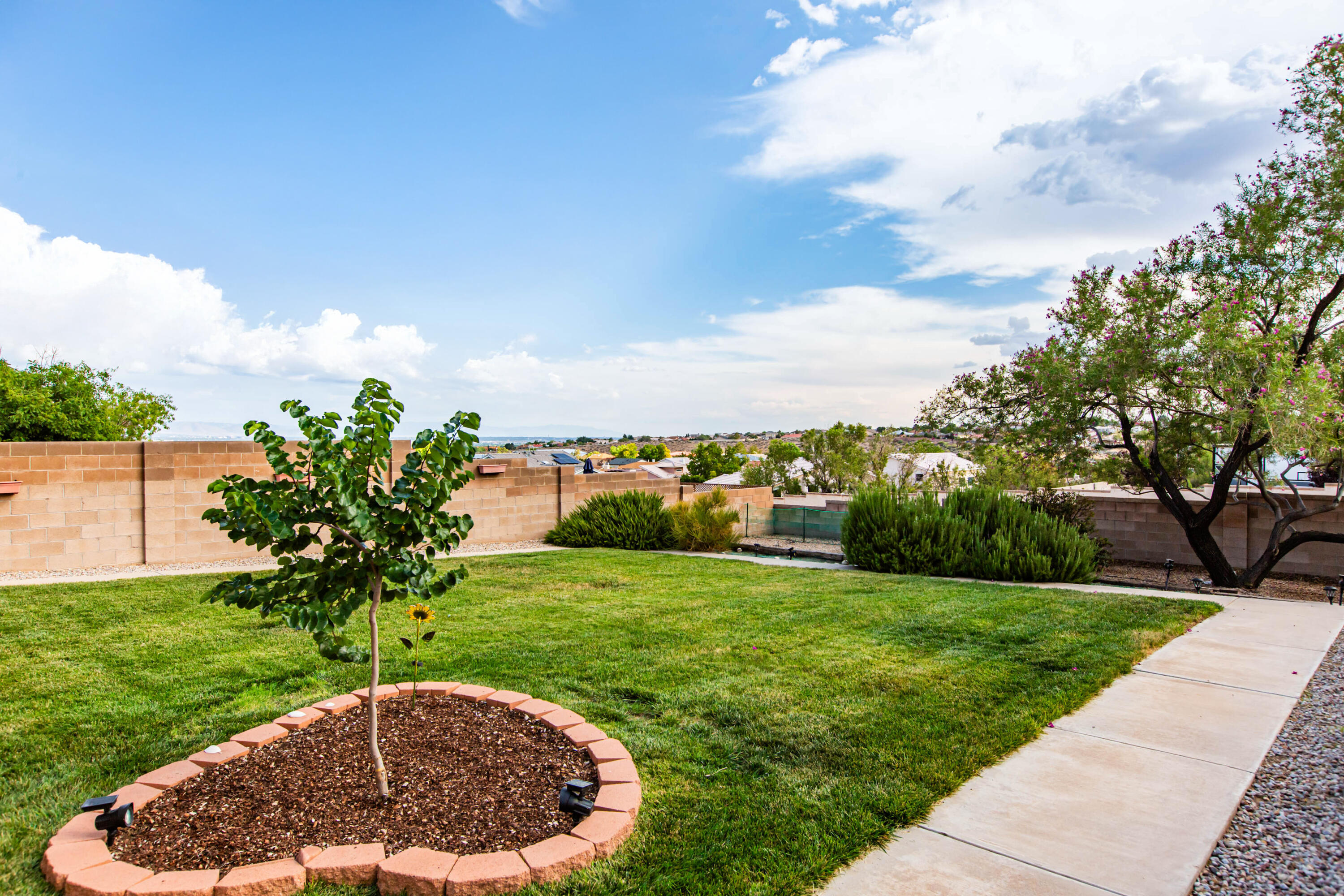 4308 Ridgerunner Road Northwest Albuquerque, NM 87114 - Photo 2 of 33 Gallery Image 2