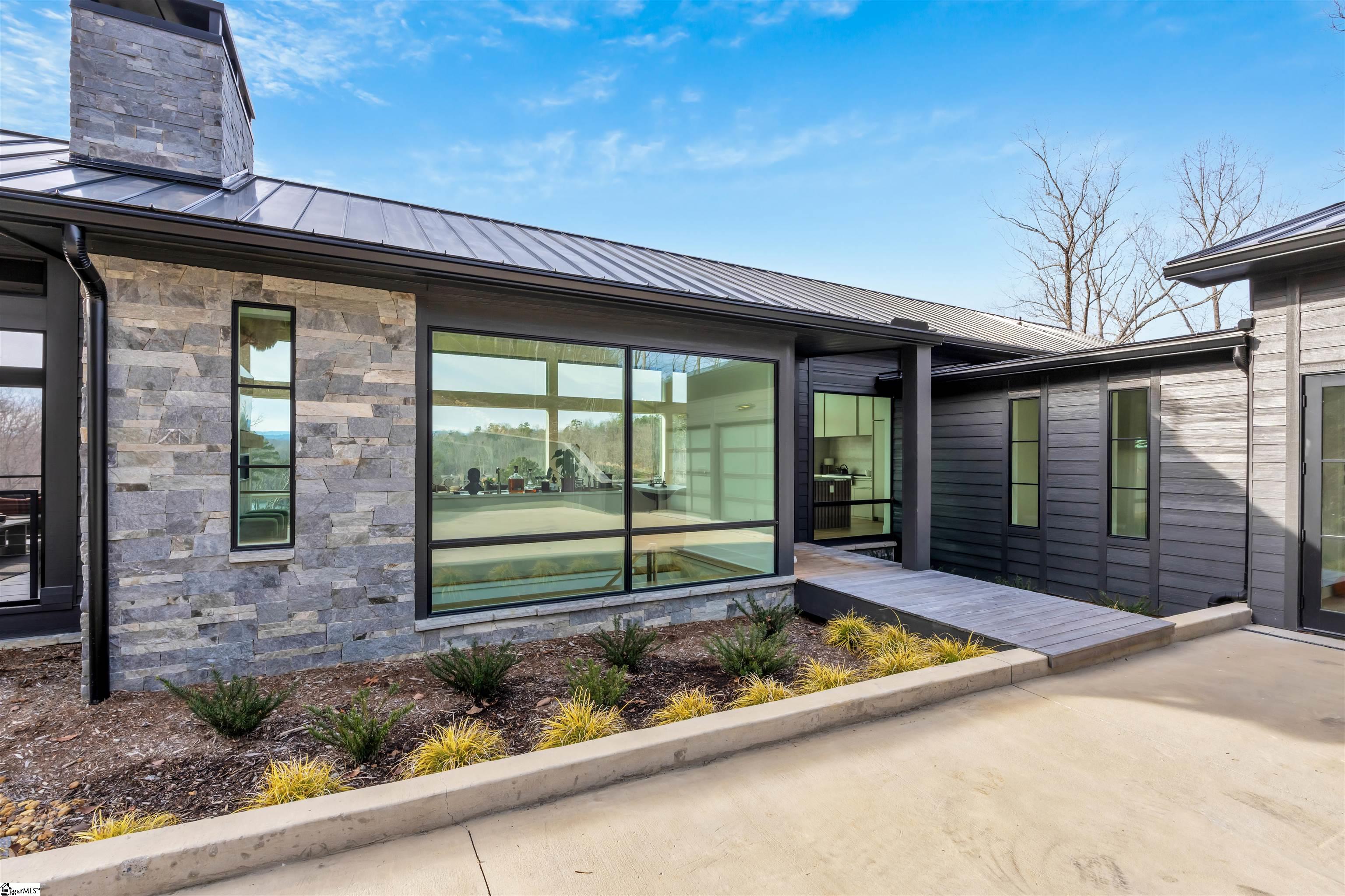 127 Crosswind Court Sunset, SC 29685 - Photo 7 of 50