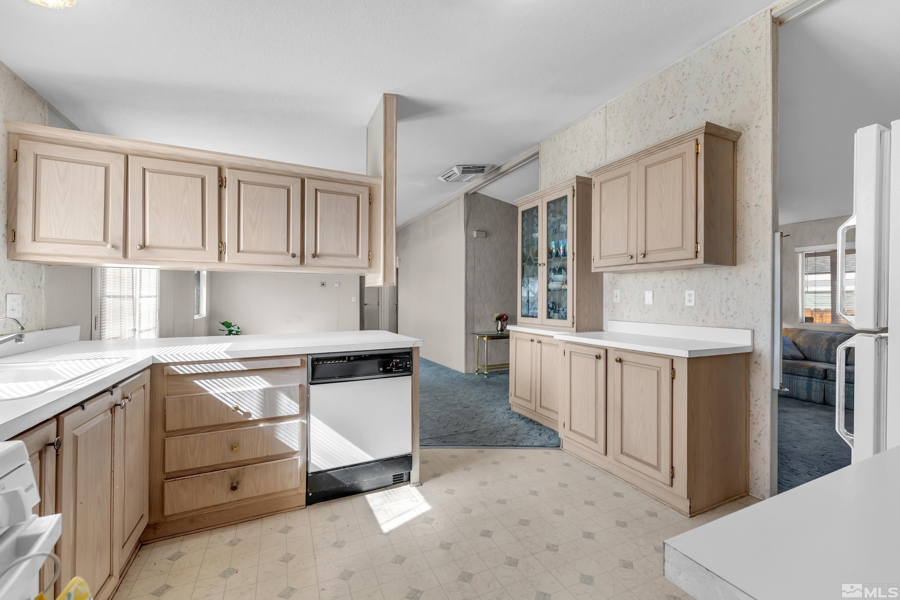 2681 Larkspur Street Reno, NV 89512 - Photo 15 of 38 Photo 15