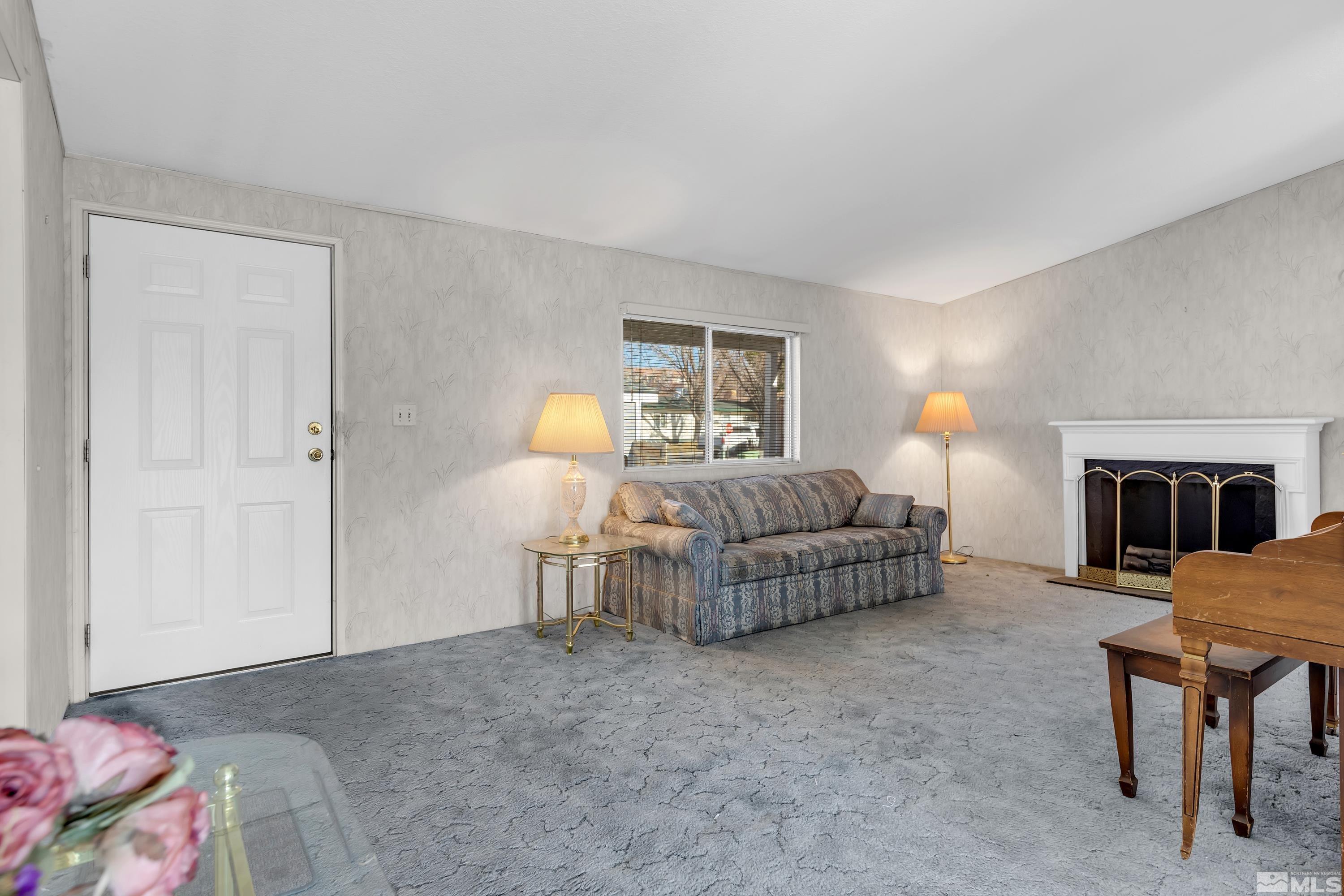 2681 Larkspur Street Reno, NV 89512 - Photo 7 of 38 Photo 7