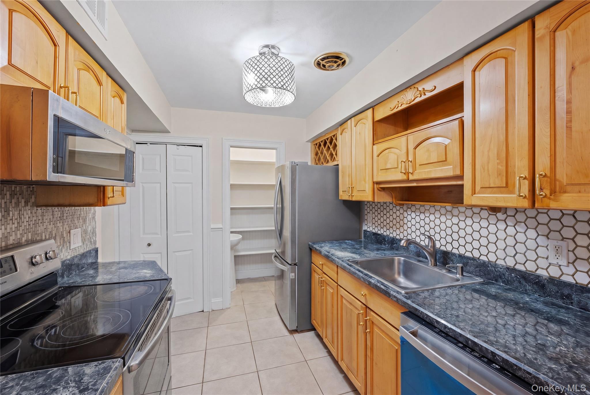 8 Independence Court, Unit A Ridge, NY 11961 - Photo 9 of 25