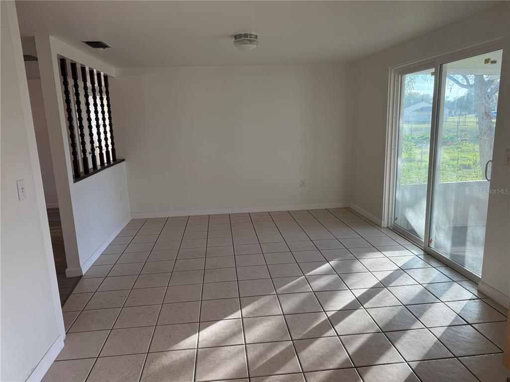 6039 20th Street Zephyrhills, FL 33542 - Photo 11 of 31