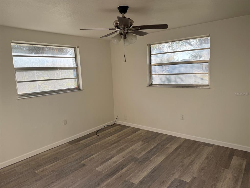 6039 20th Street Zephyrhills, FL 33542 - Photo 17 of 31