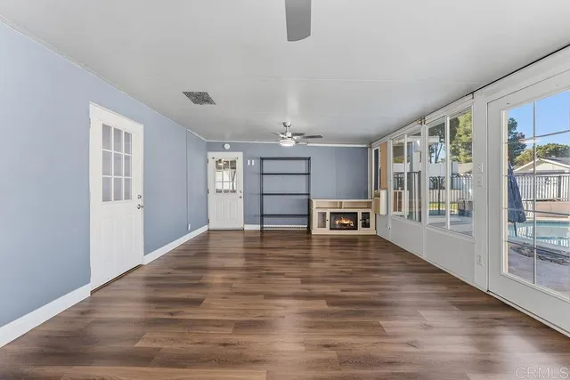 $804,999 | 927 Cottonwood Court, Corona, CA 92879