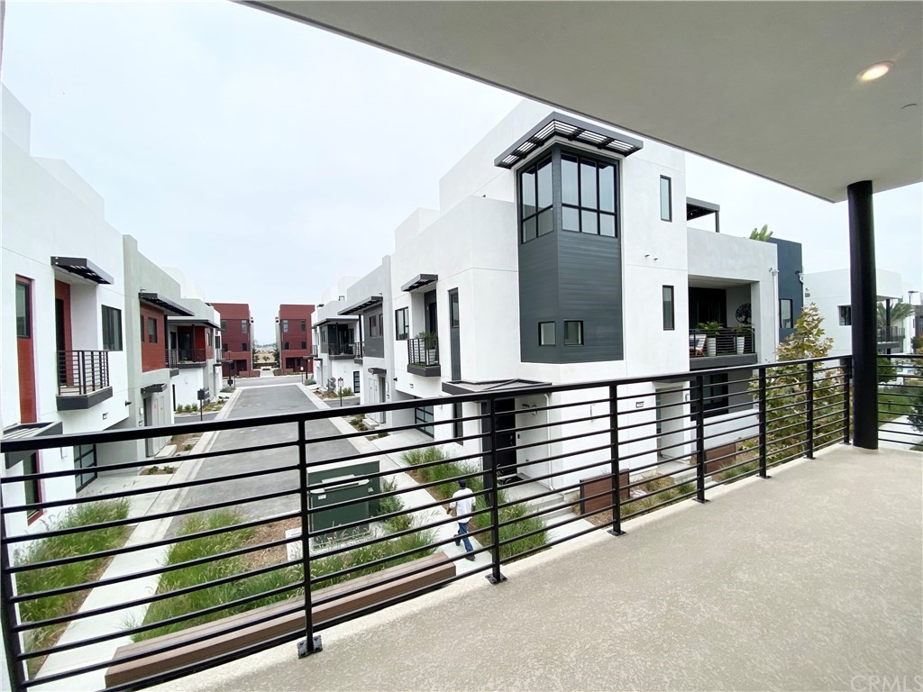 375 Transport Tustin, CA 92782 - Photo 11 of 35