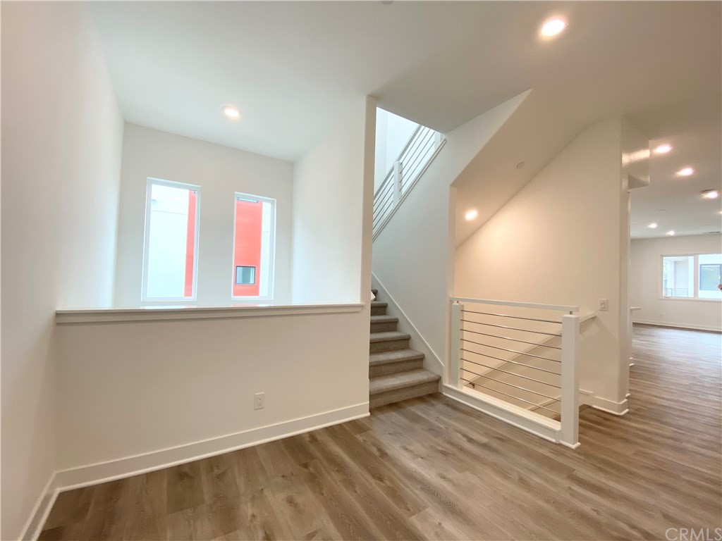 375 Transport Tustin, CA 92782 - Photo 18 of 35