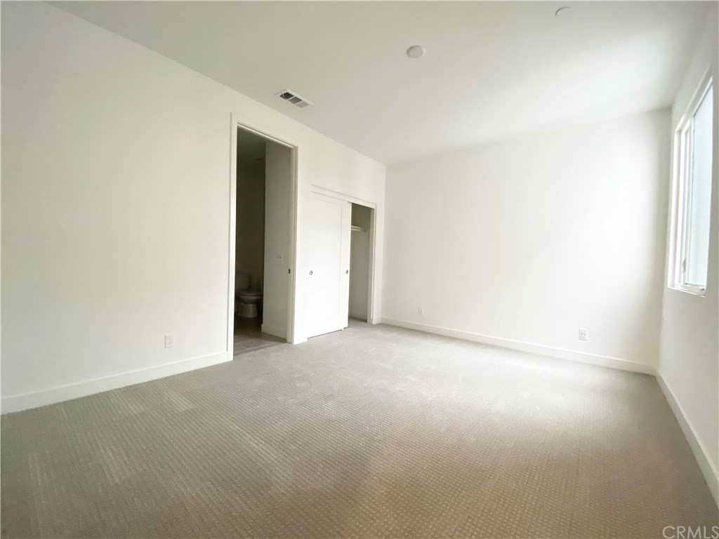 375 Transport Tustin, CA 92782 - Photo 19 of 35