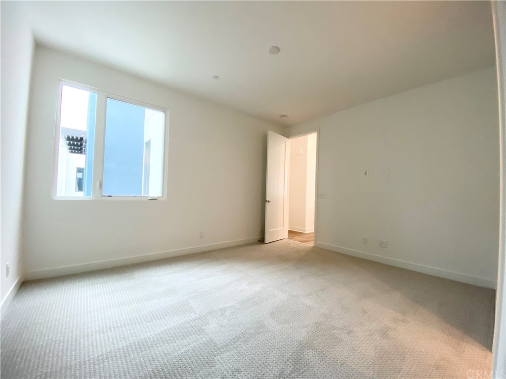 375 Transport Tustin, CA 92782 - Photo 20 of 35