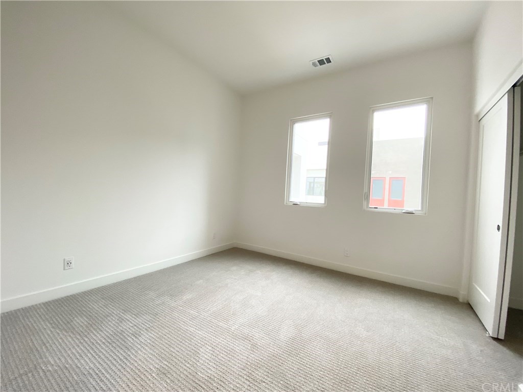 375 Transport Tustin, CA 92782 - Photo 21 of 35