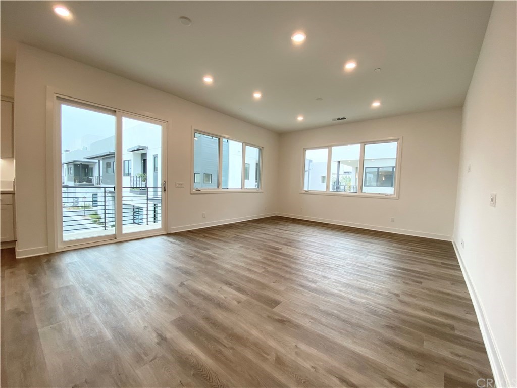 375 Transport Tustin, CA 92782 - Photo 9 of 35